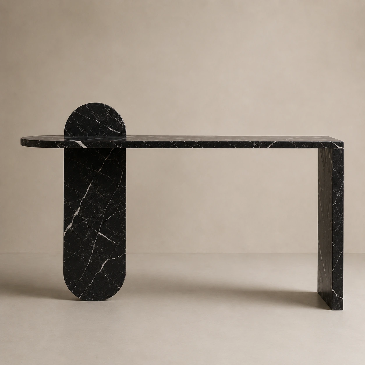 The Arlo in Nero Marquina